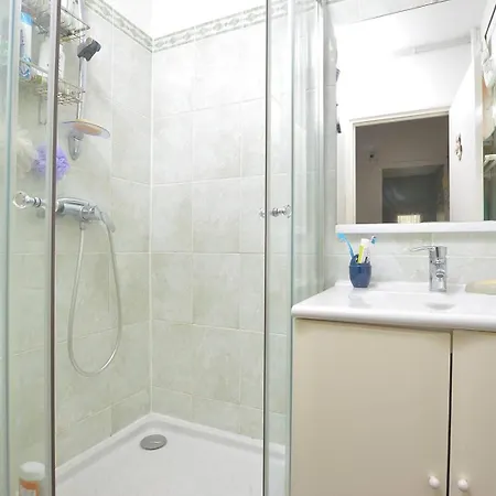 Grau Village 21, Maison T3, Avec Jardin Au Grau Du Roi, Proche Et Centre Commercial, Pour 5/6 Personnes *